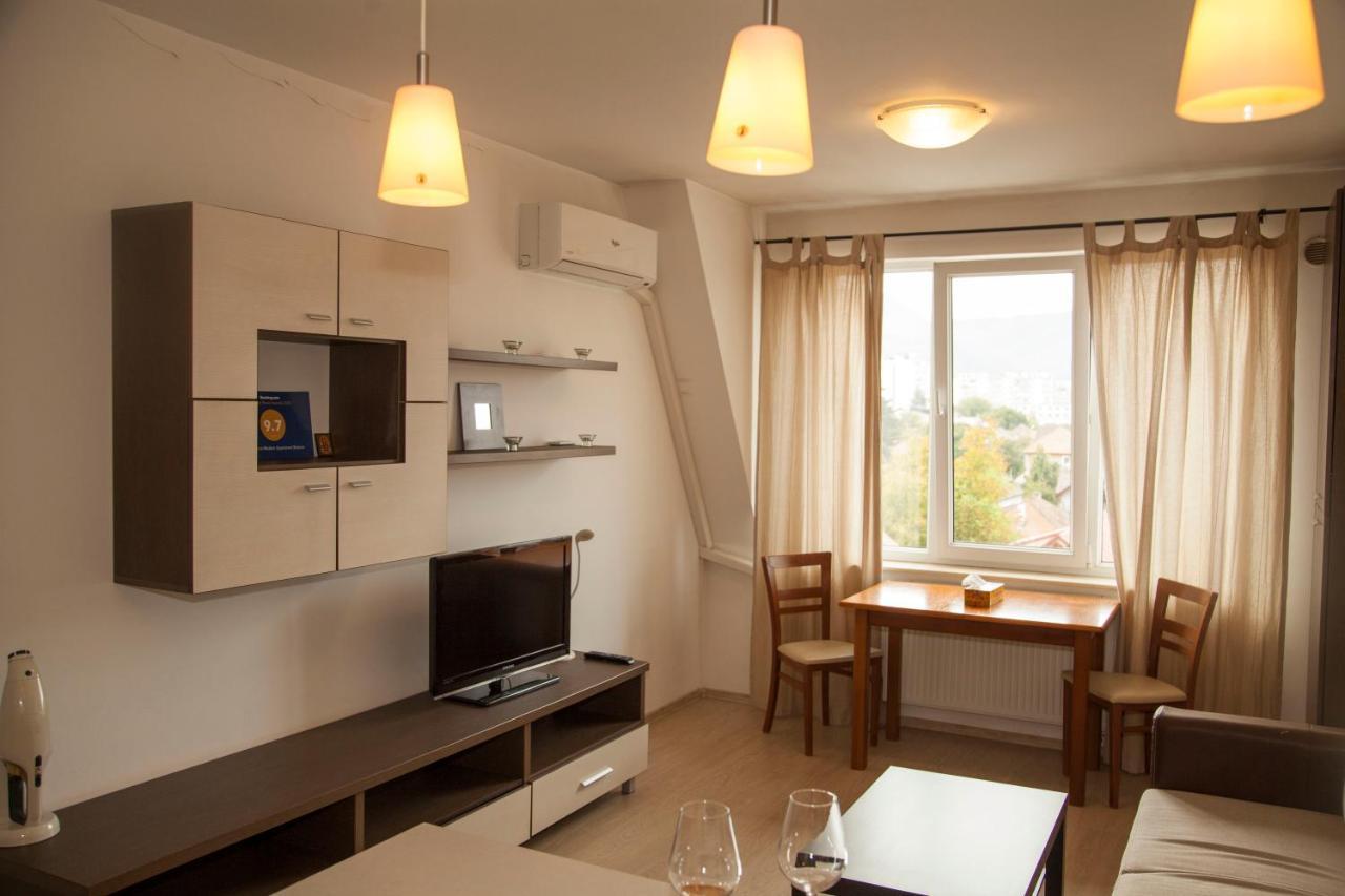 Diana'S Apartment Brasov Luaran gambar